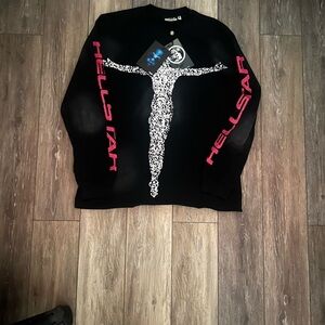 Hellsar Black and Pink Crewneck Sweater for Men